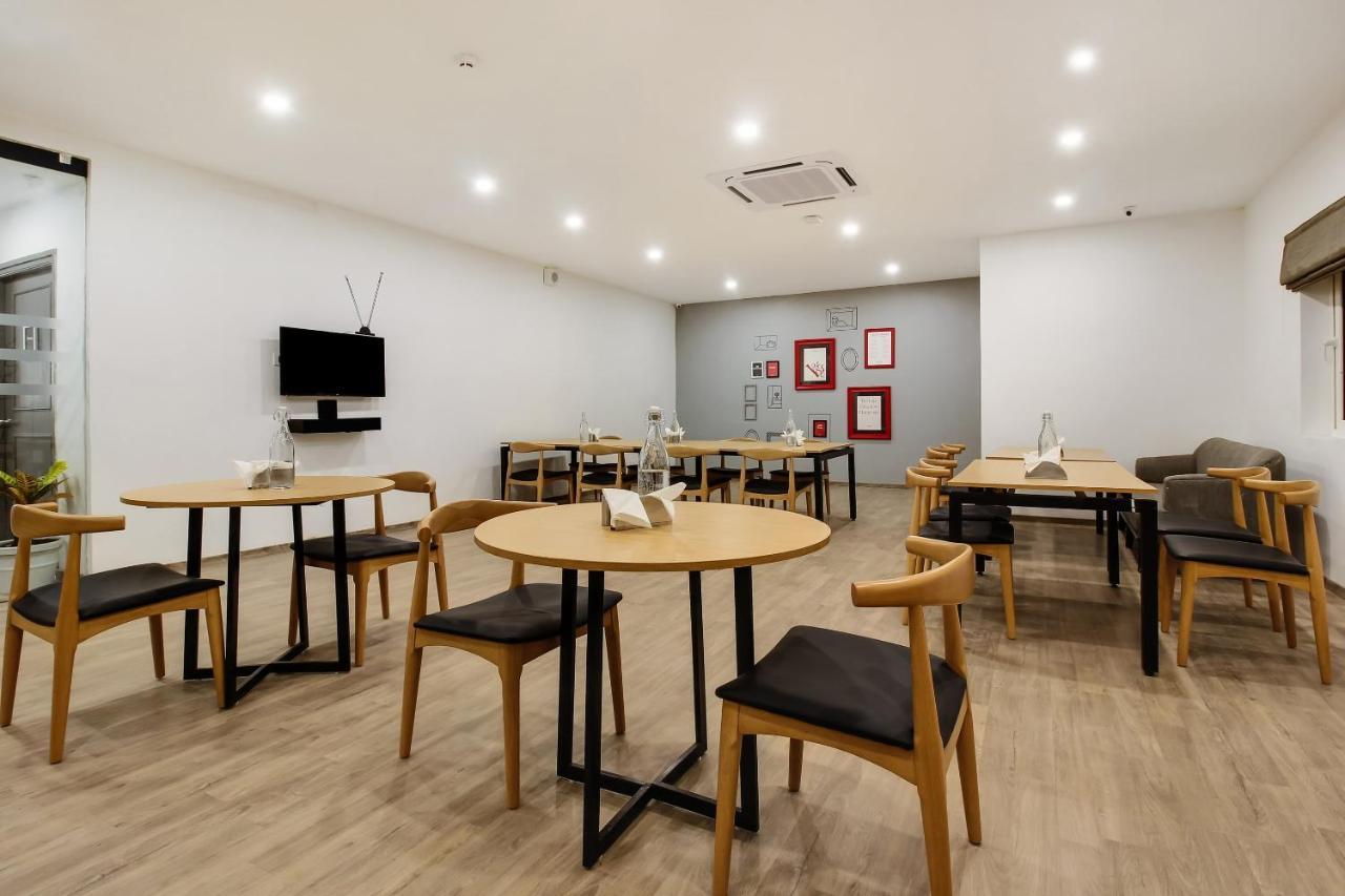 Oyo Townhouse 600 Gangothri Hotel Secunderabad Exterior photo